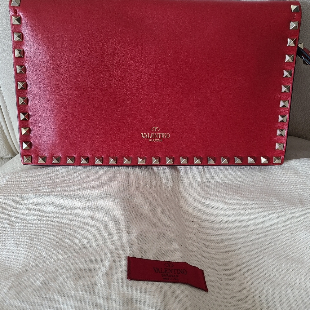Valentino red rockstud clutch - Picture 6 of 16